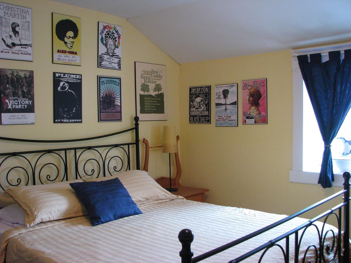 Auberge De Mon Petit Chum B&B เวคฟีลด์ ภายนอก รูปภาพ